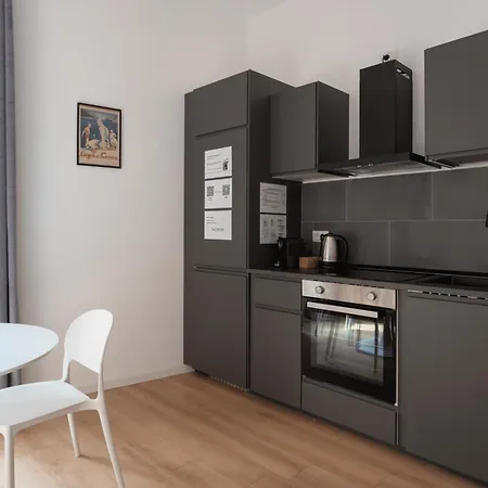 Comostay Апартаменты *