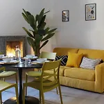 Lägenhet Comostay